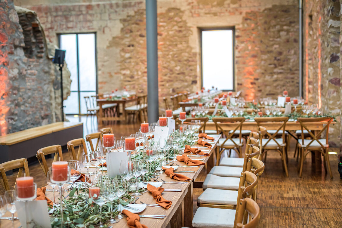 Tischsetting für eine Abendveranstaltung