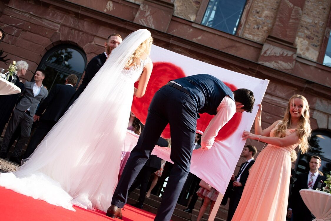 Empfang vor dem Jagdschloss