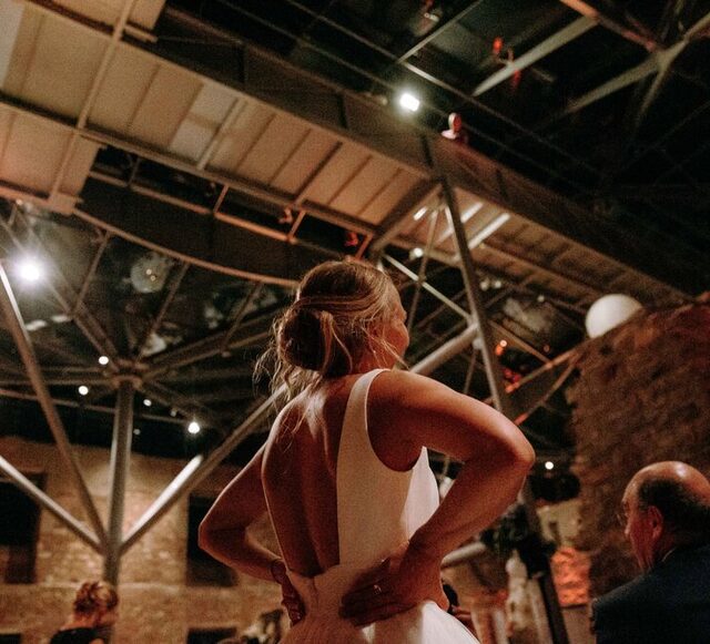 Braut im Brautkleid